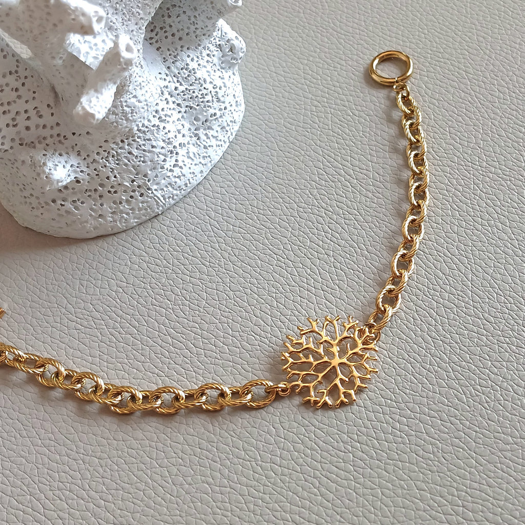 Coral pattern chain bracelet