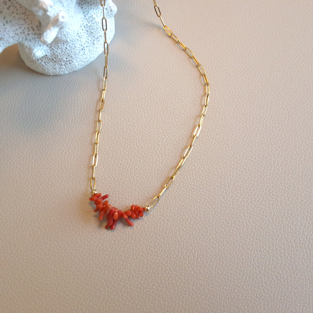 Coral chain necklace
