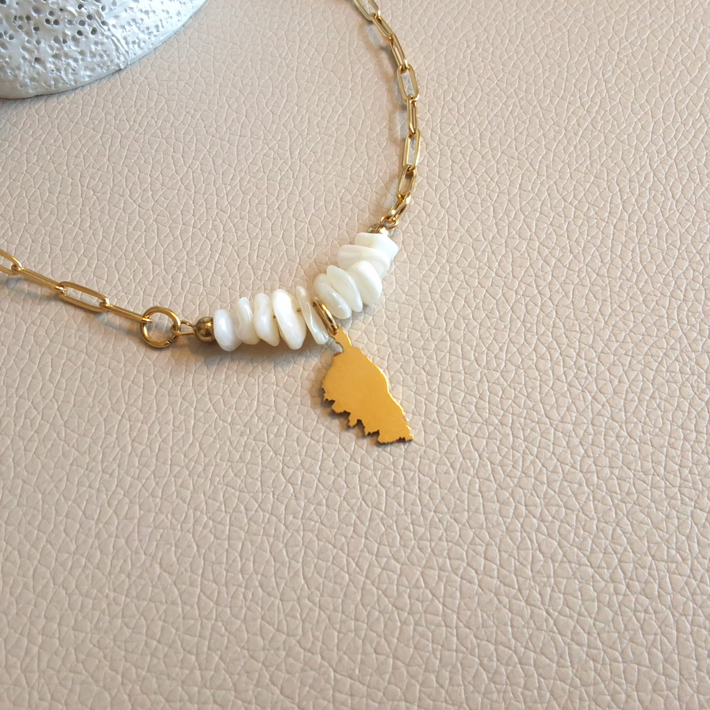 Corsican pendant necklace