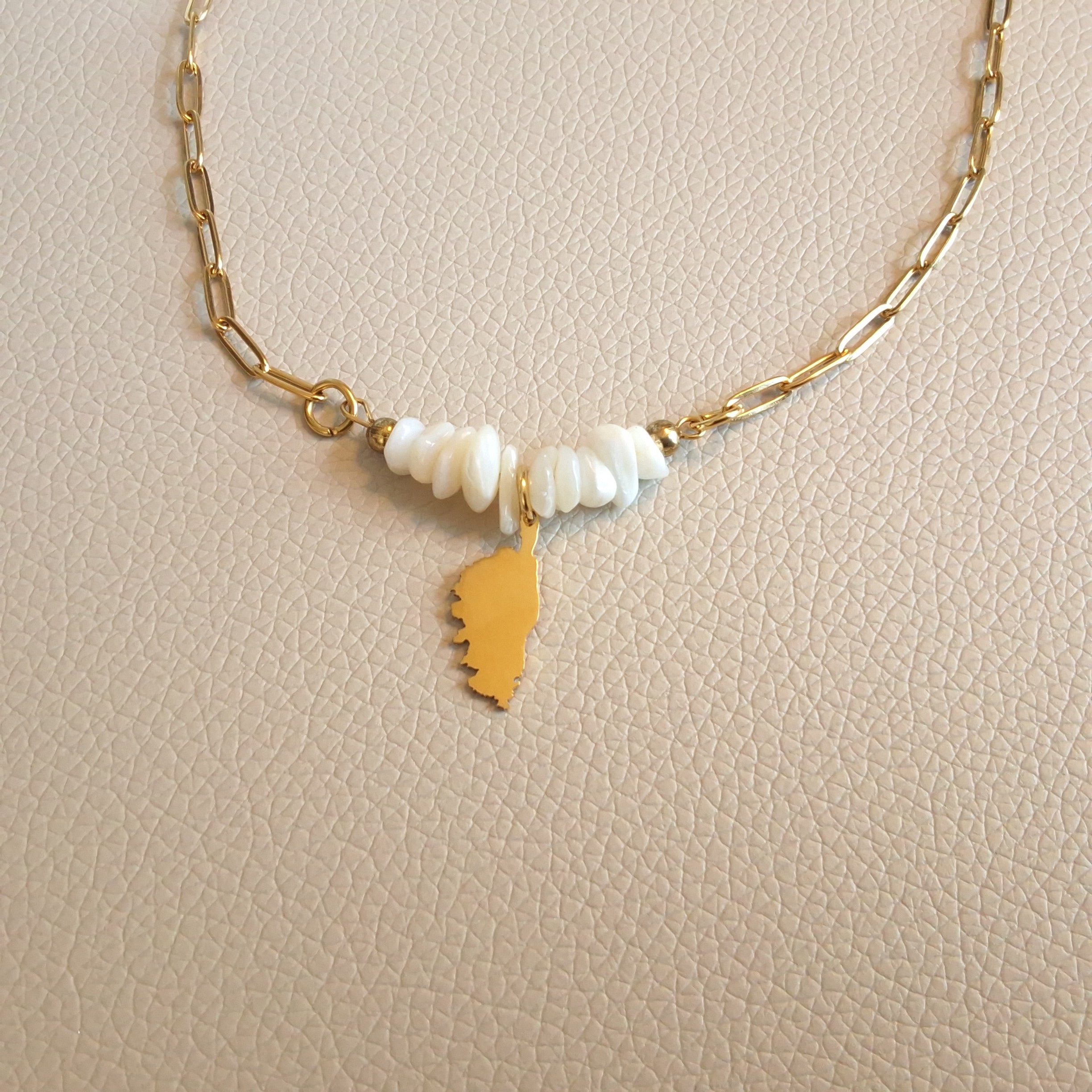 Collier pendentif corse