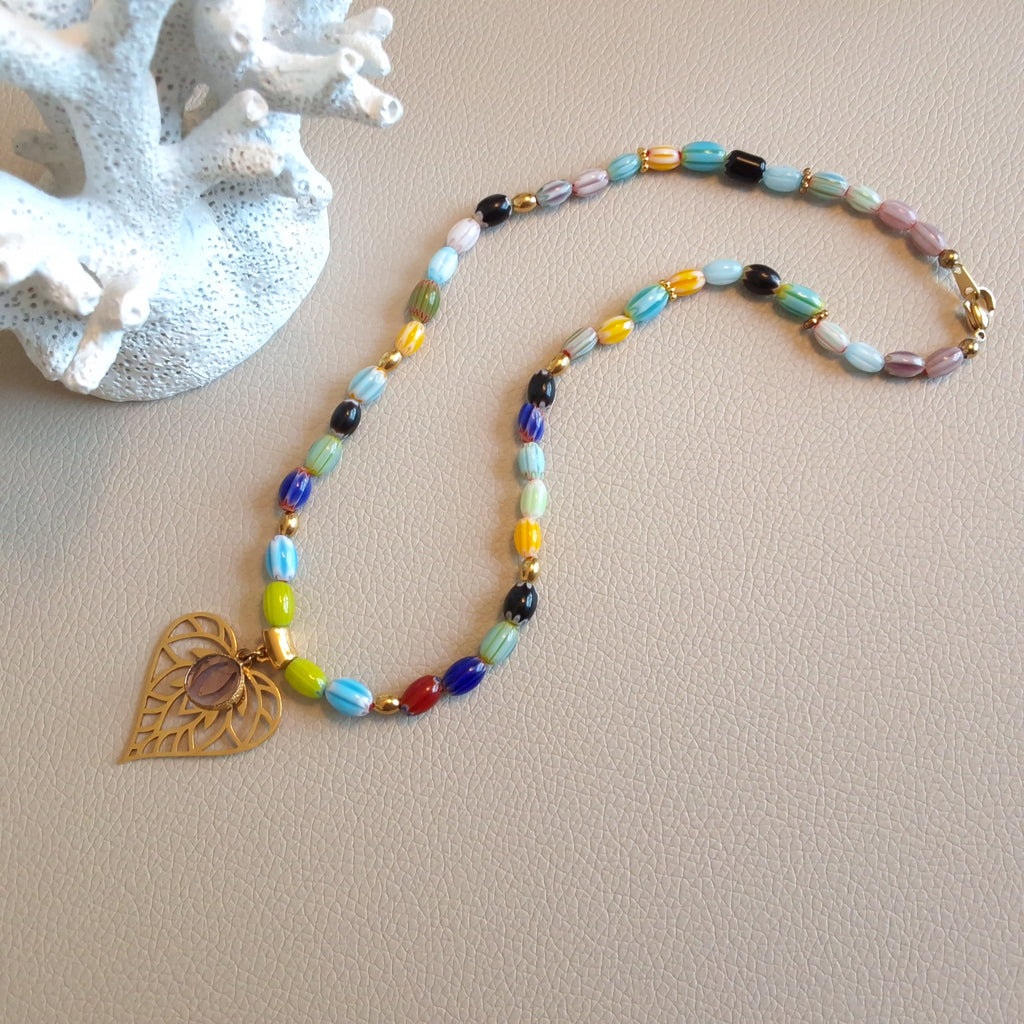 Multicolor pendant necklace