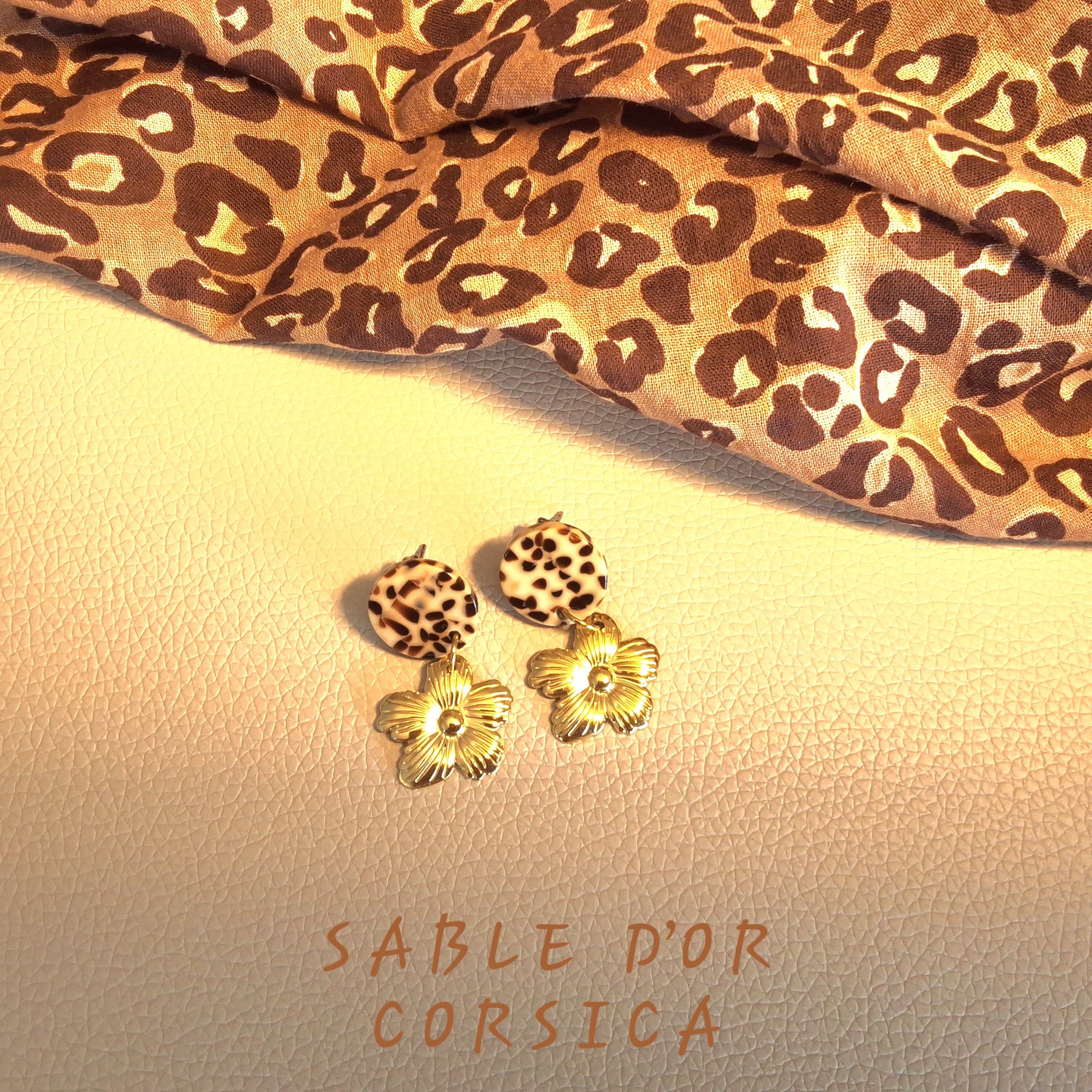 Boucles d’oreilles fleur